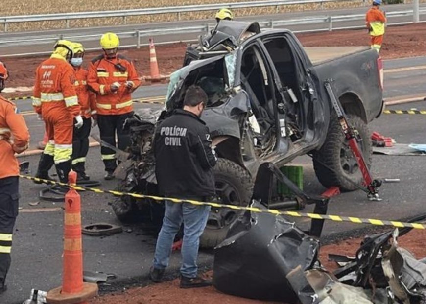 Colisão frontal entre carreta e caminhonete deixa três mortos na BR-163, em São Gabriel do Oeste