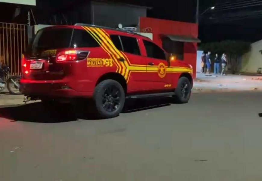 Motociclista de 58 anos morre após colidir contra árvore na Vila Santana, em Costa Rica