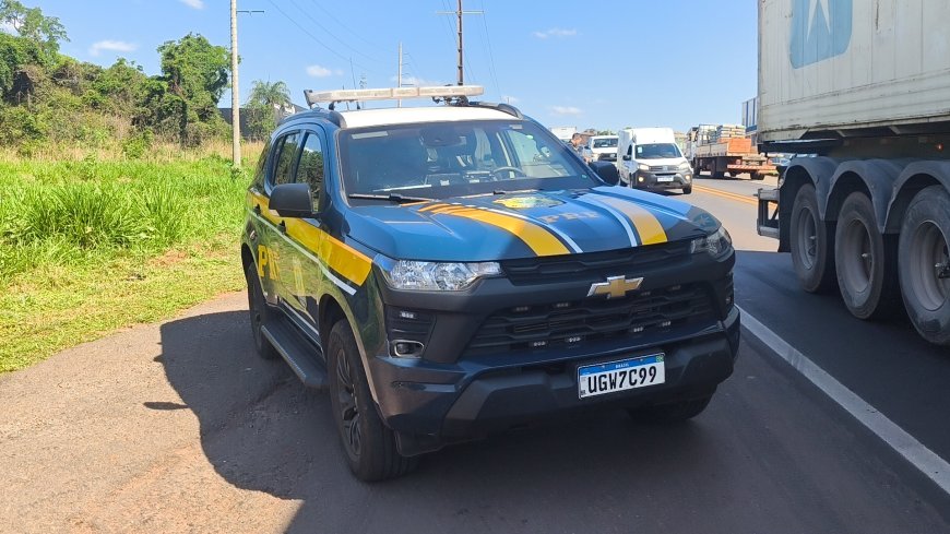 Grave acidente entre S10 e moto elétrica deixa homem gravemente ferido no macroanel da BR-163