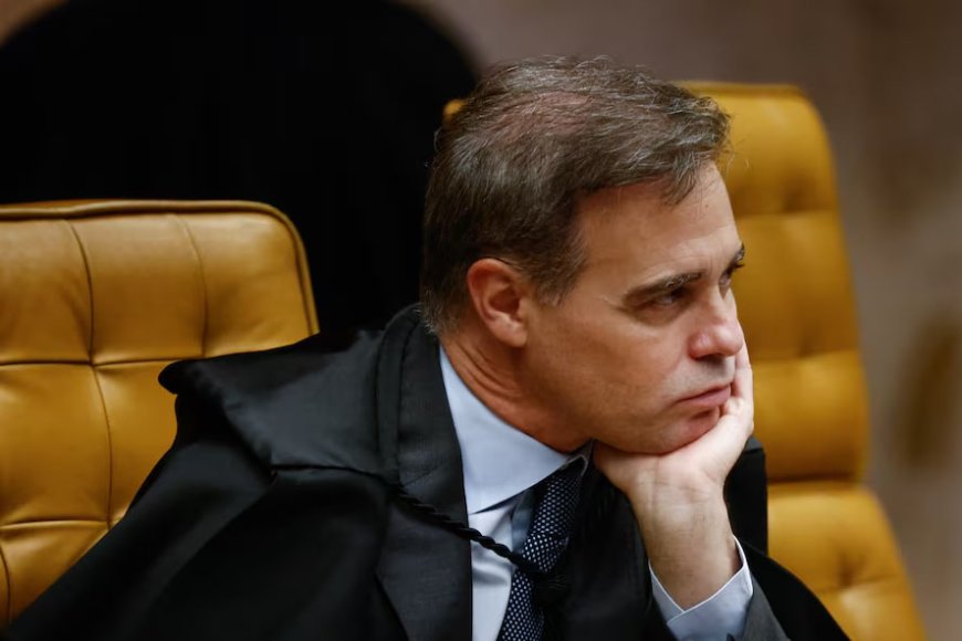 Mendonça tem até hoje para responder acusações de Moraes