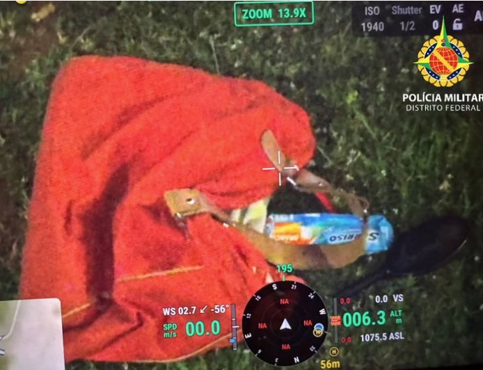 Homem joga mochila e mobiliza Esquadrão Antibombas perto do STF