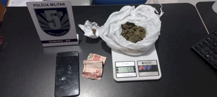 Polícia Militar prende jovem por tráfico de drogas