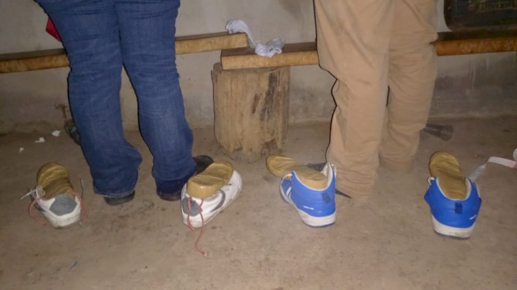 PM prende Bolivianos com droga em palmilhas de tênis