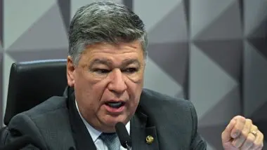Senador Carlos Viana é o presidente da CPMI do INSS