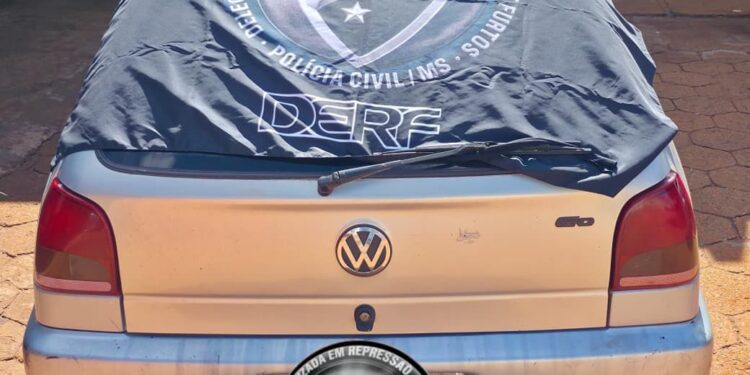 Polícia Civil prende 5 em flagrante por furto em residência e receptação das joias, recupera parte em ouro derretido e apreende veículos usados e adquiridos com dinheiro do crime