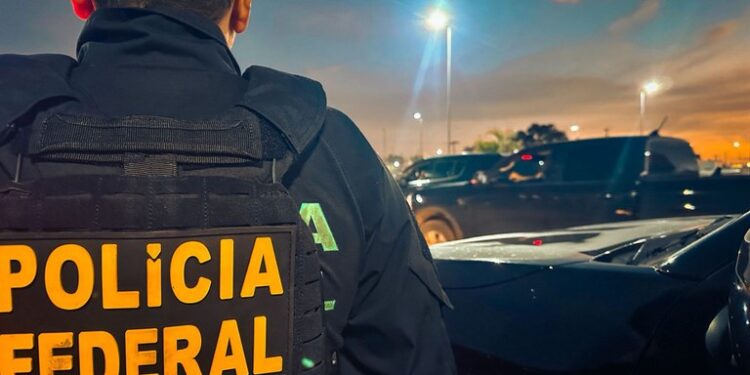 PF realiza operação contra tráfico interestadual de drogas