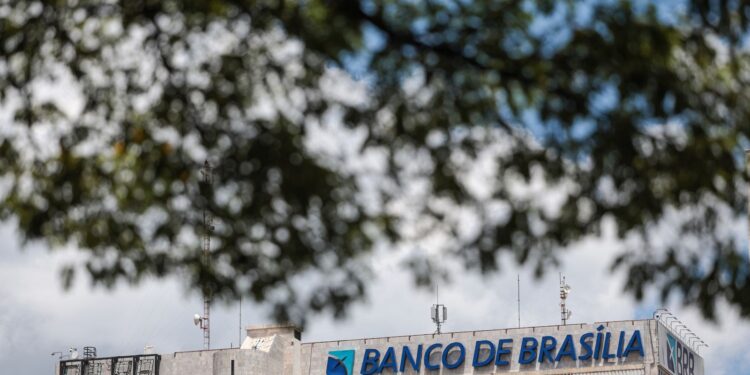 BRB descarta risco de intervenção e estuda venda de ativos do Master