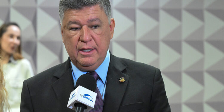 Ao término da oitiva, presidente da CPMI - INSS, senador Carlos Viana (Podemos-MG) concede entrevista à TV Senado.