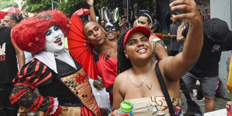 Carnaval de rua: blocos já estão a todo o vapor no Rio de Janeiro
