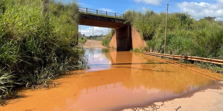 Espetáculo “Ganga” homenageia vítimas de Brumadinho em São Paulo