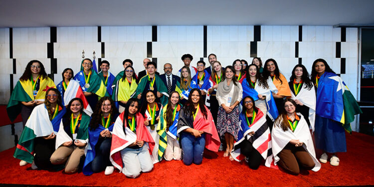 Inscrições para o Jovem Senador 2026 começam nesta segunda