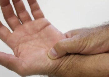 Lei que enquadra fibromialgia como deficiência entra em vigor este mês