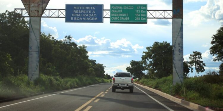 Na reta final, obra na MS-436 promove integração e impulsiona economia de Camapuã e Figueirão