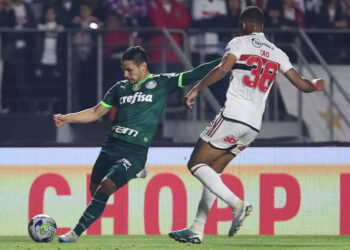 Palmeiras e São Paulo lutam por vaga na semifinal da Copinha 2026