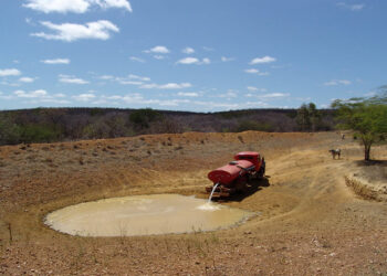 Plenário pode votar garantia de acesso a água e alimento no Semiárido