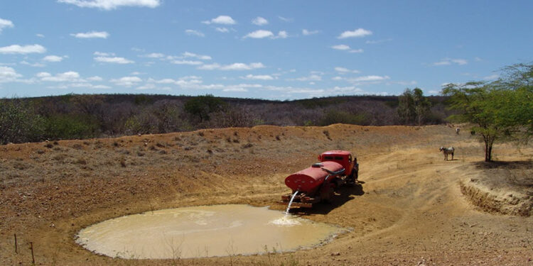 Plenário pode votar garantia de acesso a água e alimento no Semiárido
