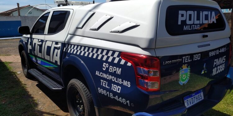 Polícia Militar prende homem após agressão e ameaça contra a convivente em Alcinópolis