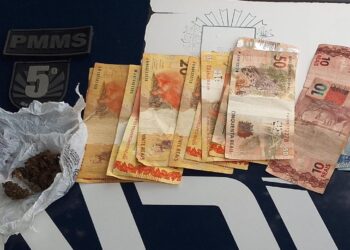 Polícia Militar prende homem por furto em estabelecimento e receptação de motocicleta em Alcinópolis