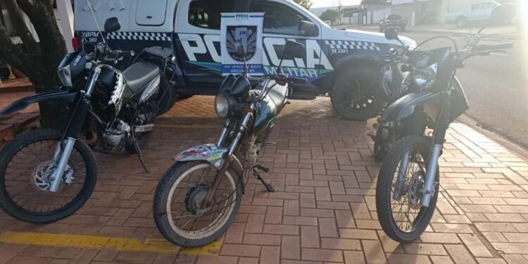 Polícia Militar prende homem por receptação e recupera motocicleta furtada durante blitz de trânsito em Rio Verde