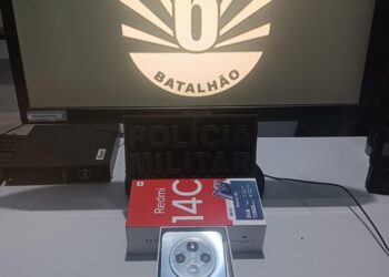 Polícia Militar recupera celular roubado após rastreamento no bairro Guaicurus, em Corumbá.
