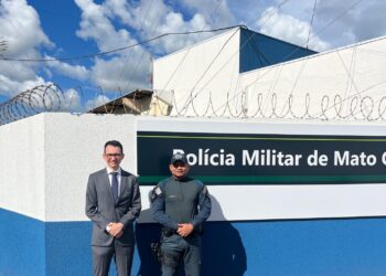Promotor de Justiça realiza visita institucional ao Pelotão da Polícia Militar de Sonora