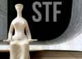 STF transforma passageira em ré por hostilizar ministro em voo comercial