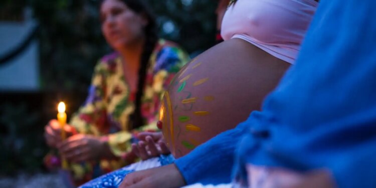 Viva Maria: Dia das parteiras celebra saber ancestral no Brasil