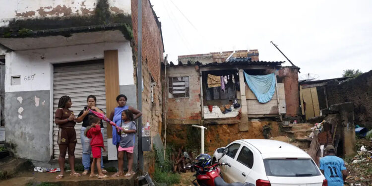 Chuvas intensas causam 36 mortes na Zona da Mata mineira