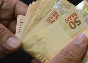 IR zero para quem ganha até R$ 5 mil vale a partir deste mês