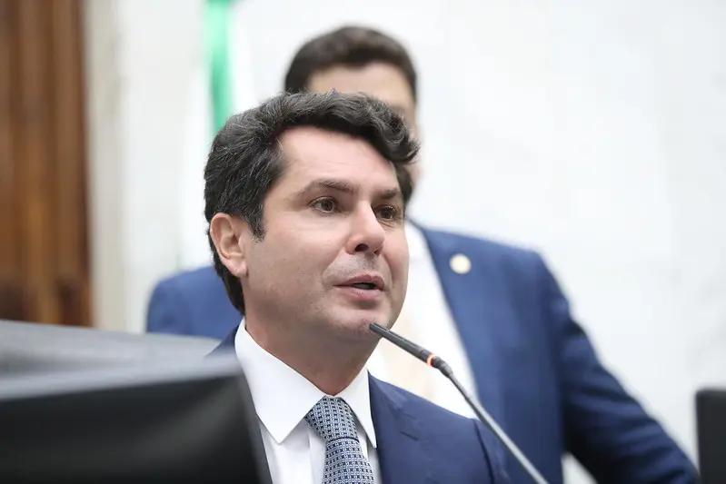 Presidente da Alep tem pretensão de disputar as eleições ao governo do Paraná