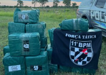 11º BPM localiza aeronave com 477 kg de pasta base de cocaína