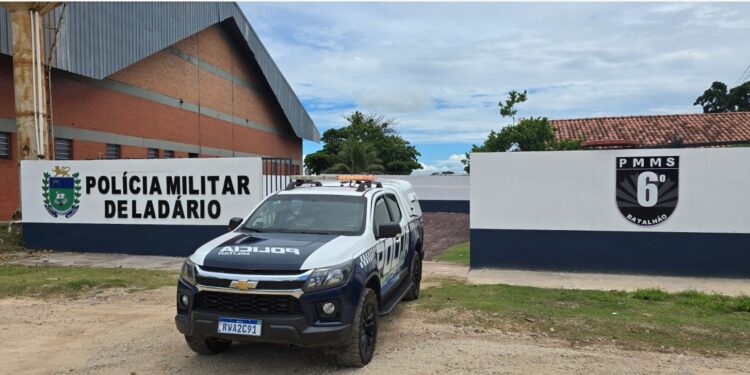 Polícia Militar atende ocorrência de violência doméstica e conduz autor à Delegacia em Ladário.