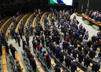 Abertura do Congresso Nacional: por carta, Lula pede fim da escala 6x1