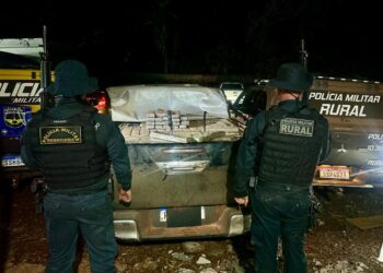 BATALHÃO DE POLÍCIA MILITAR RURAL EM AÇÃO CONJUNTA COM A POLÍCIA MILITAR RODOVIÁRIA  APREENDEM CERCA DE 2 TONELADAS DE MACONHA EM TERENOS/MS