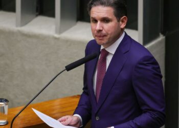 CPI do Master vai entrar em "fila” de solicitações, diz Hugo Motta