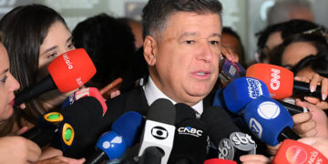 CPMI do INSS: Viana diz que vai recorrer da decisão do STF de liberar Vorcaro