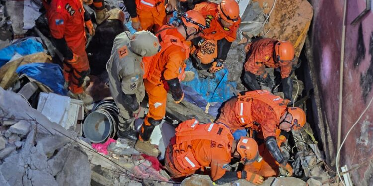 Chuva e ventania: Rio registra dois desabamentos, uma pessoa morreu