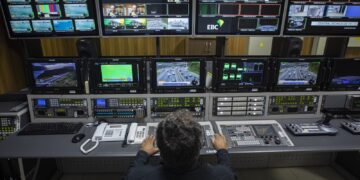 Contratações nos setores de informação e comunicação crescem 11%