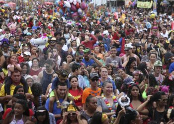 DF: Campanha de identificação visa segurança das crianças no carnaval