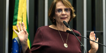 Damares critica absolvição de homem acusado de estuprar menina de 12 anos