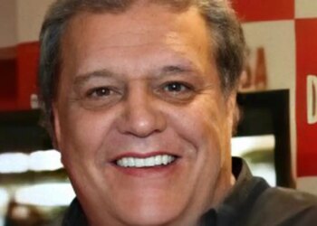 Diretor Dennis Carvalho morre aos 78 anos