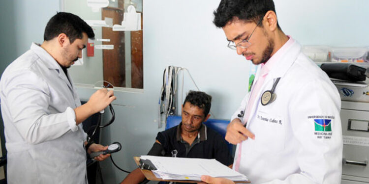 Divulgação dos resultados do Enamed pode se tornar obrigatória