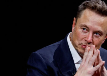 Musk é intimado a depor após operação em escritórios do X