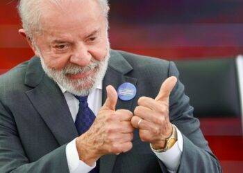 Governo cede terreno para Teresópolis regularizar 10 mil imóveis