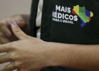 Inscrições para Mais Médicos Especialistas vão até domingo (22)