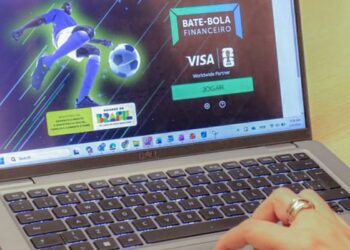 Jogo educativo ensina noções de finanças para famílias no CadÚnico