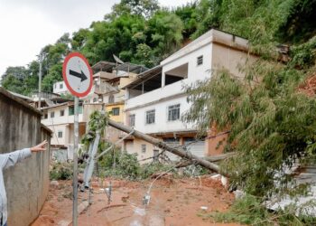 Lula visita Ubá e promete apoio federal