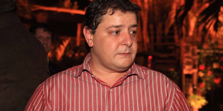 Sigilo de Lulinha é quebrado e caso Master pressiona governo