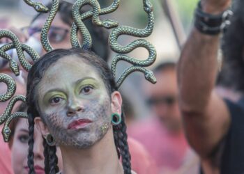 Medo do assédio restringe liberdade das mulheres no carnaval