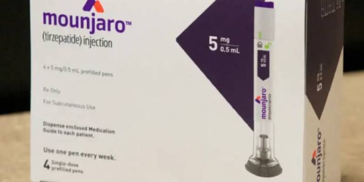 Reino Unido alerta para pancreatite rara associada a canetas emagrecedoras